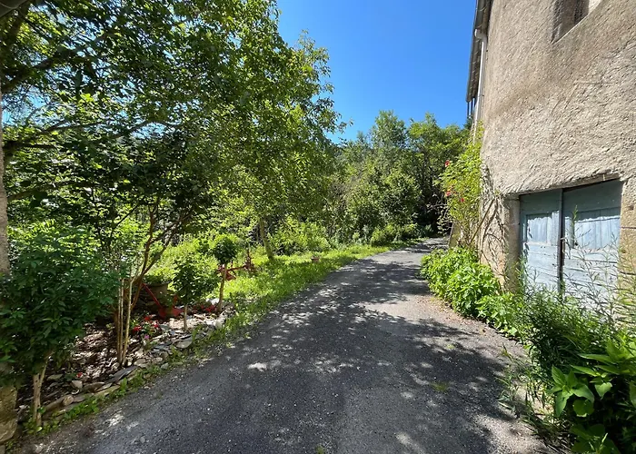 Parenthese En Foret - Baliveau, Sidobre * Le Bez (Tarn)